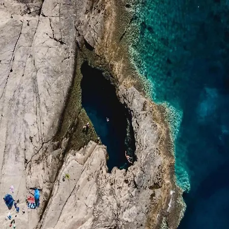 On Dugi Otok Near Sakarun *