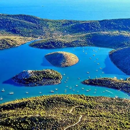 Apartamento On Dugi Otok Near Sakarun *