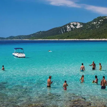 On Dugi Otok Near Sakarun Lejlighed *